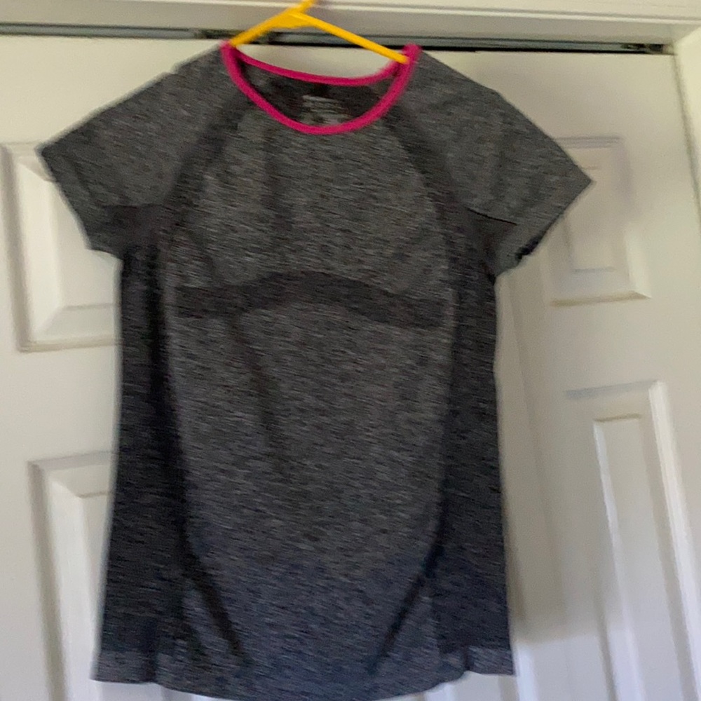 Workout shirt